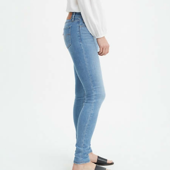 Levi's 711 Skinny Jean - Picture 2 of 7